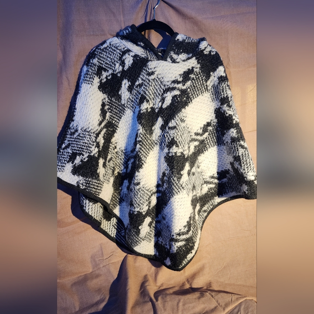Lightly used Maria Sole wool/mohair blend hooded poncho L/XL